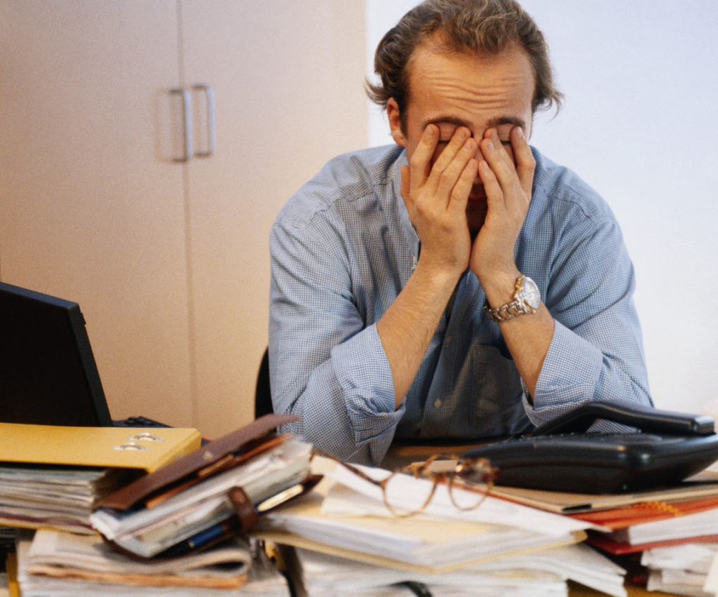 1663304819_8-mykaleidoscope-ru-p-ochen-ustavshii-chelovek-pinterest-8 1.jpg